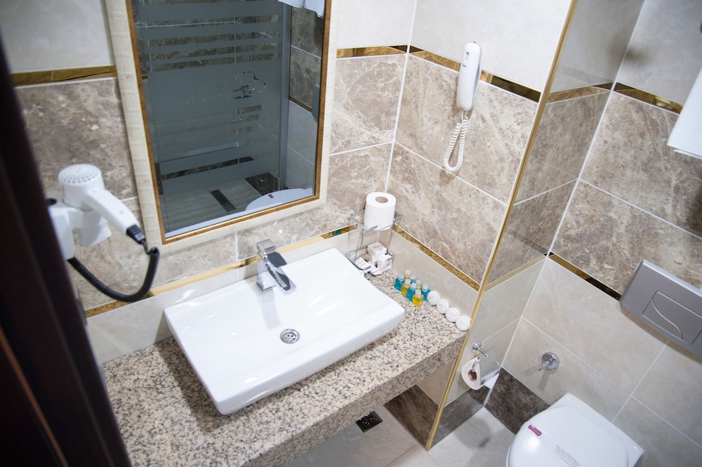 Dundar Hotel 46/48