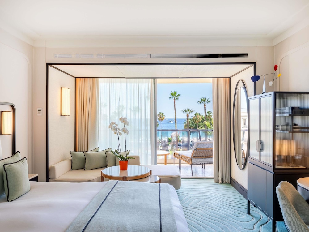 Mondrian Cannes 11/47