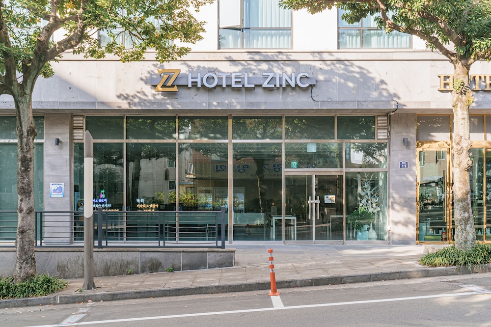 Hotel ZINC in SEOGWIPO