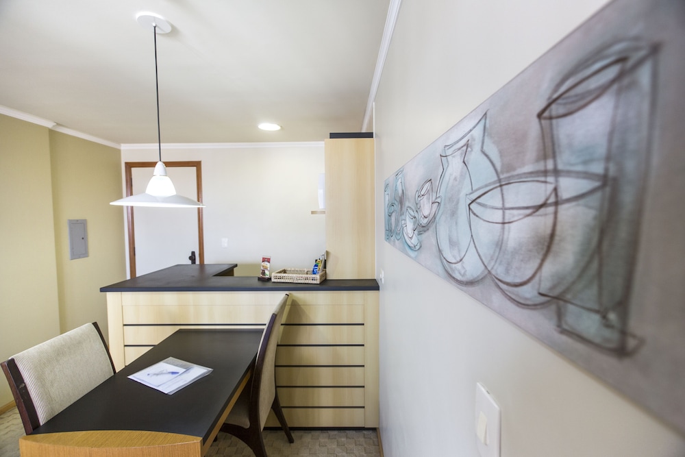 Astron Suites Sao Jose dos Pinhais 53/54