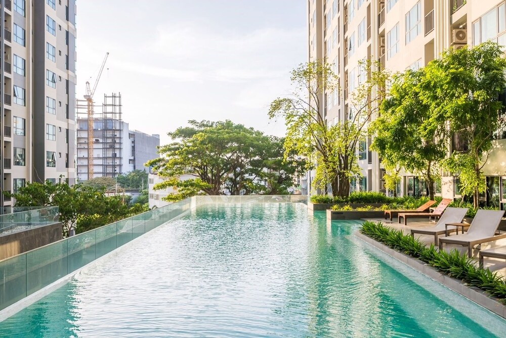 The Base Condo Pattaya by Supee 44/50