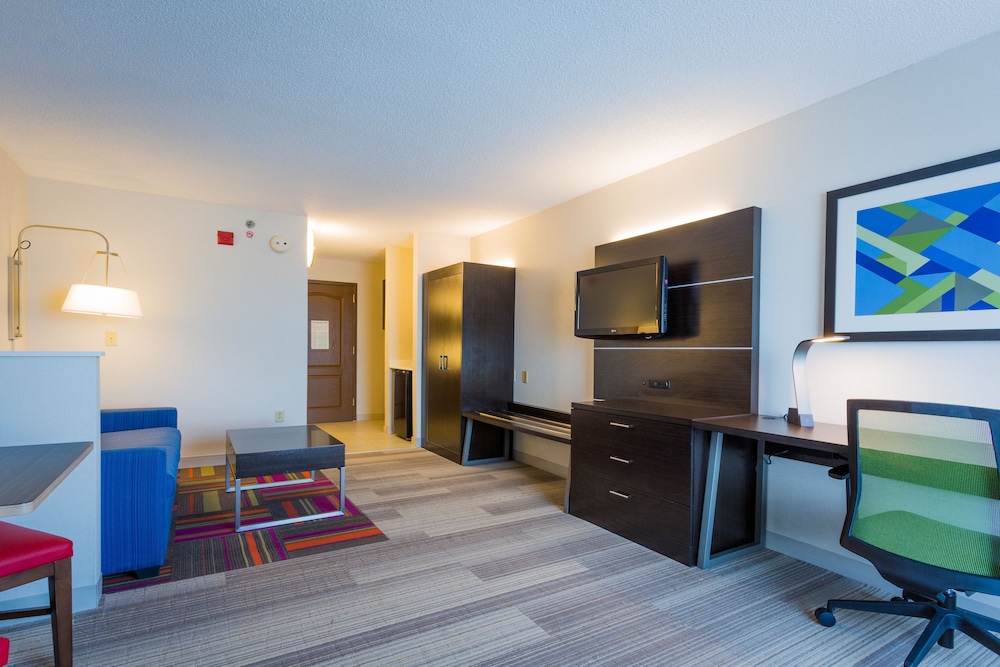 Holiday Inn Express Hotel And Suites Reading 39/48