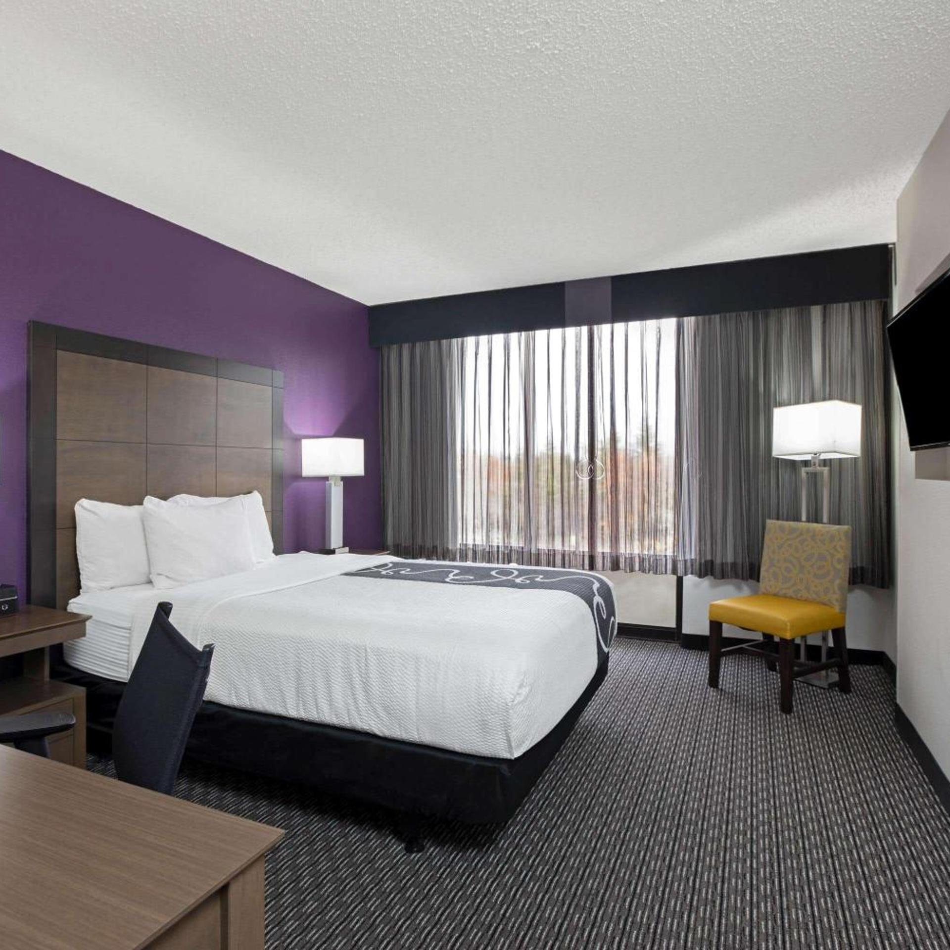 Room, Double Bed, Accessible