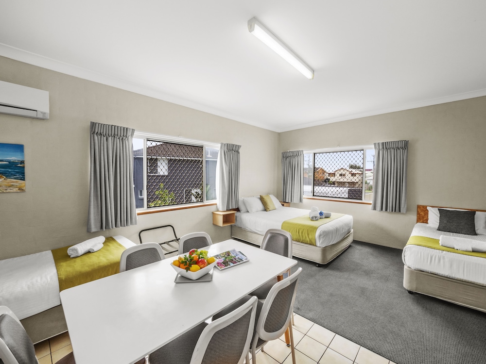 YAMBA SUN MOTEL 41/60