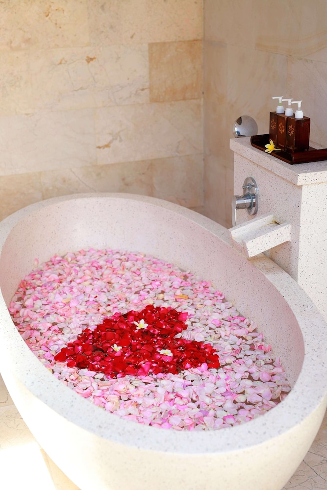 Lumbini Villas And Spa 40/70