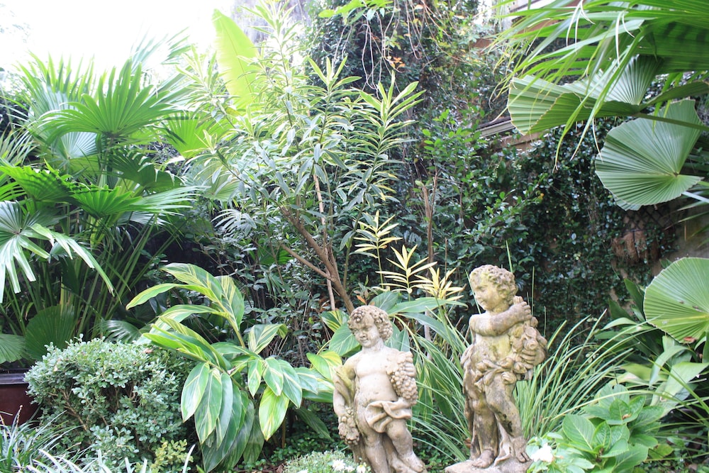 Forsyth Park Inn 41/50