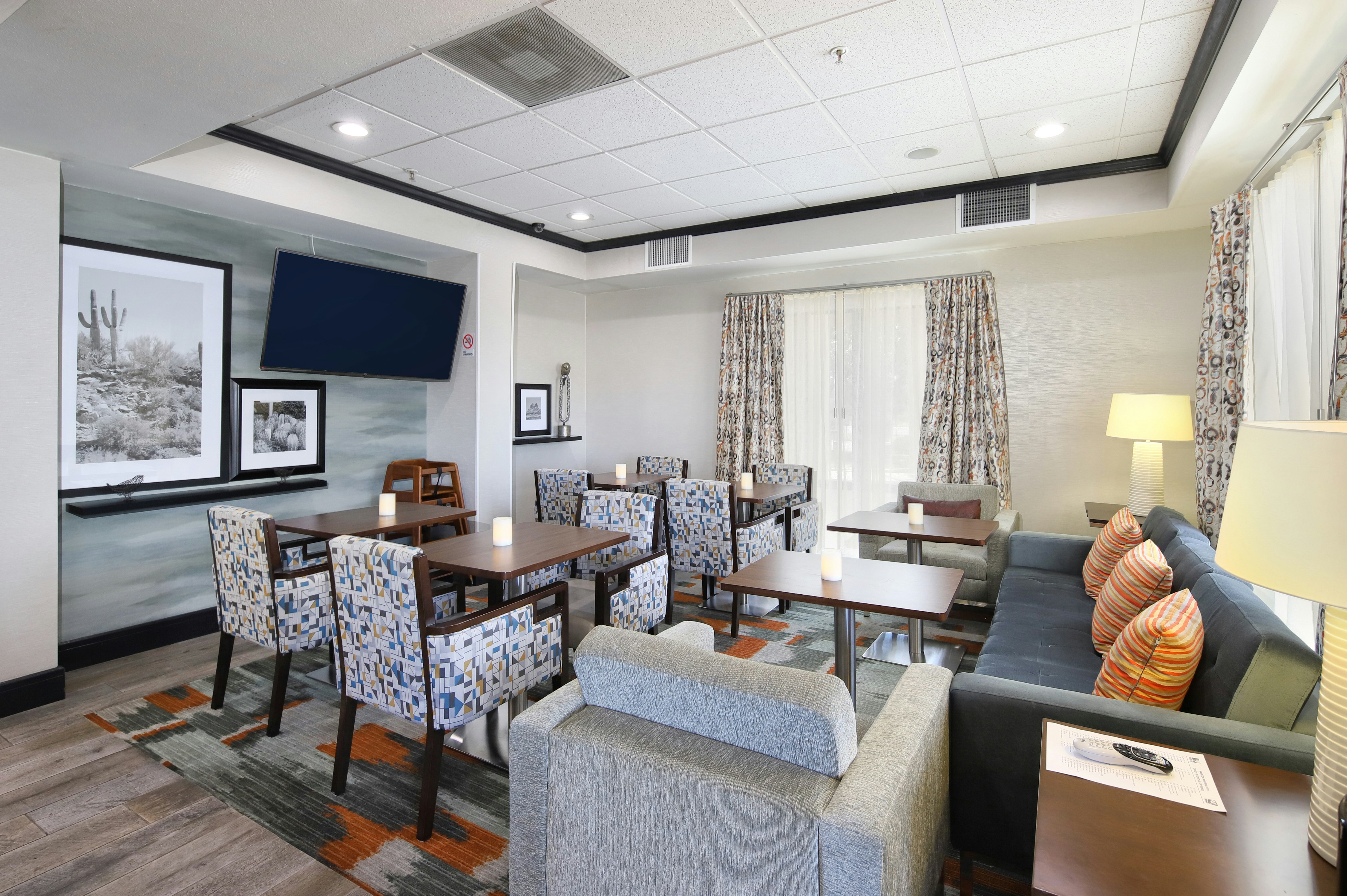 Hampton Inn Sierra Vista 50/74
