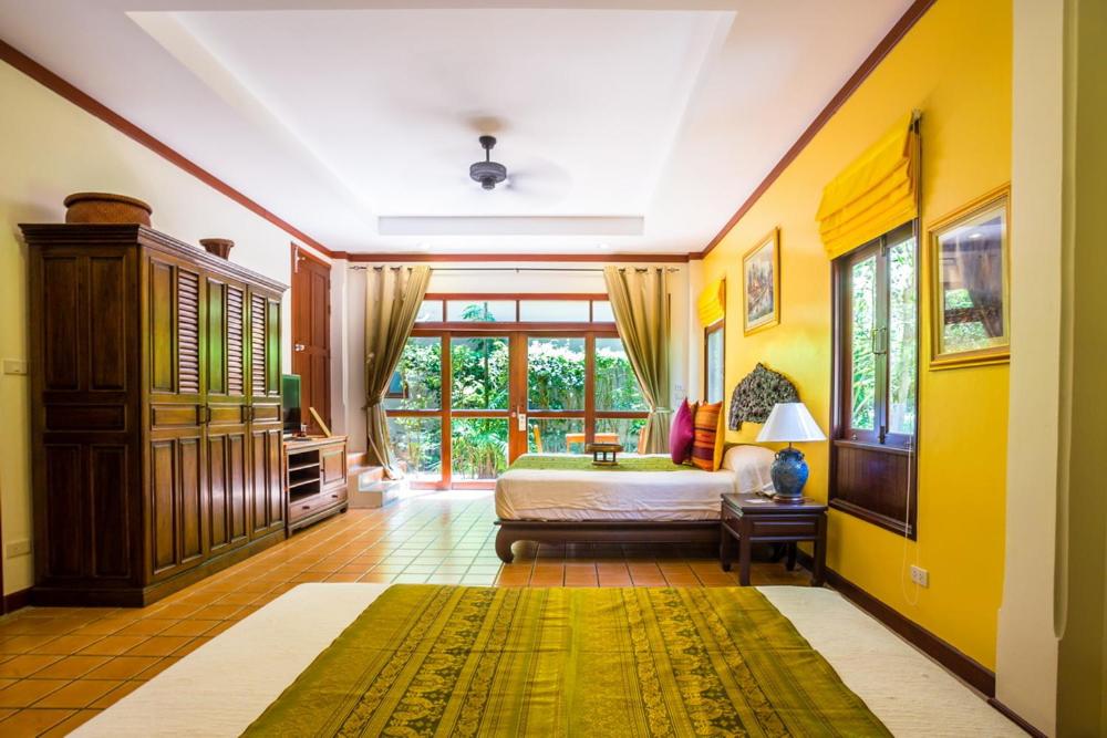 Gold, Forest View, Ground Floor