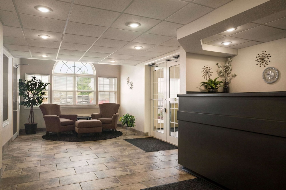Travelodge By Wyndham Fort Scott 5/39