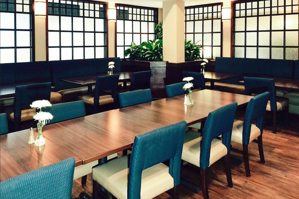 Comfort Inn Conference Center 18/35