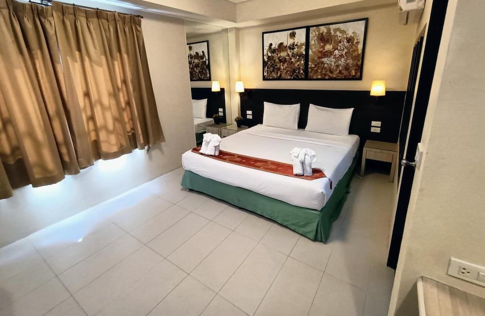 Amici Miei Hotel 11/30