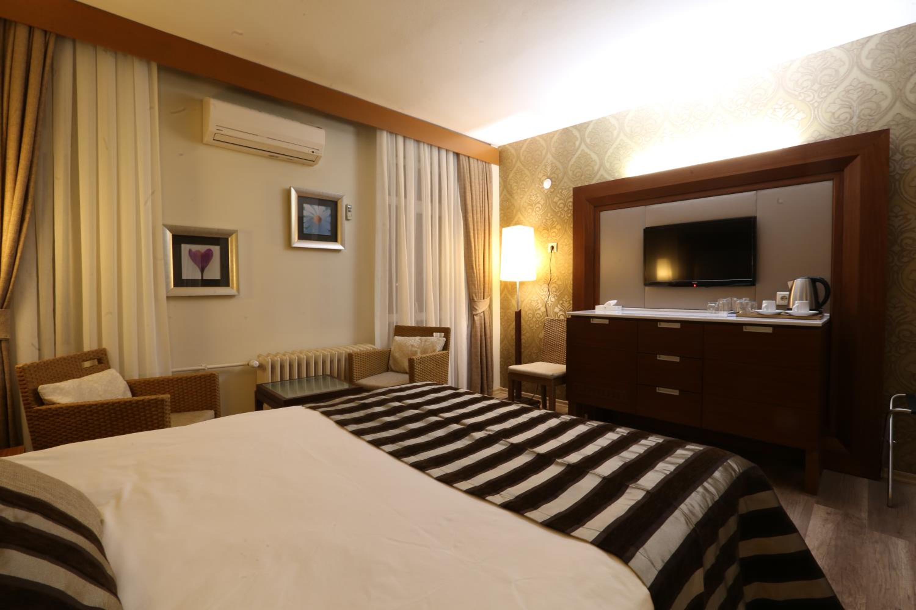 Grand Terme Hotel 18/50