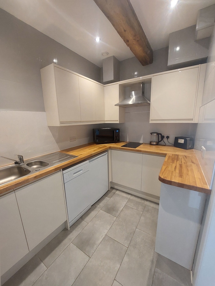 Padley Farm B&B 1/49