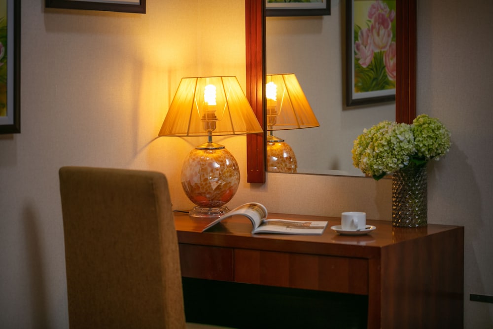 Emerald Hotel Hanoi 62/72