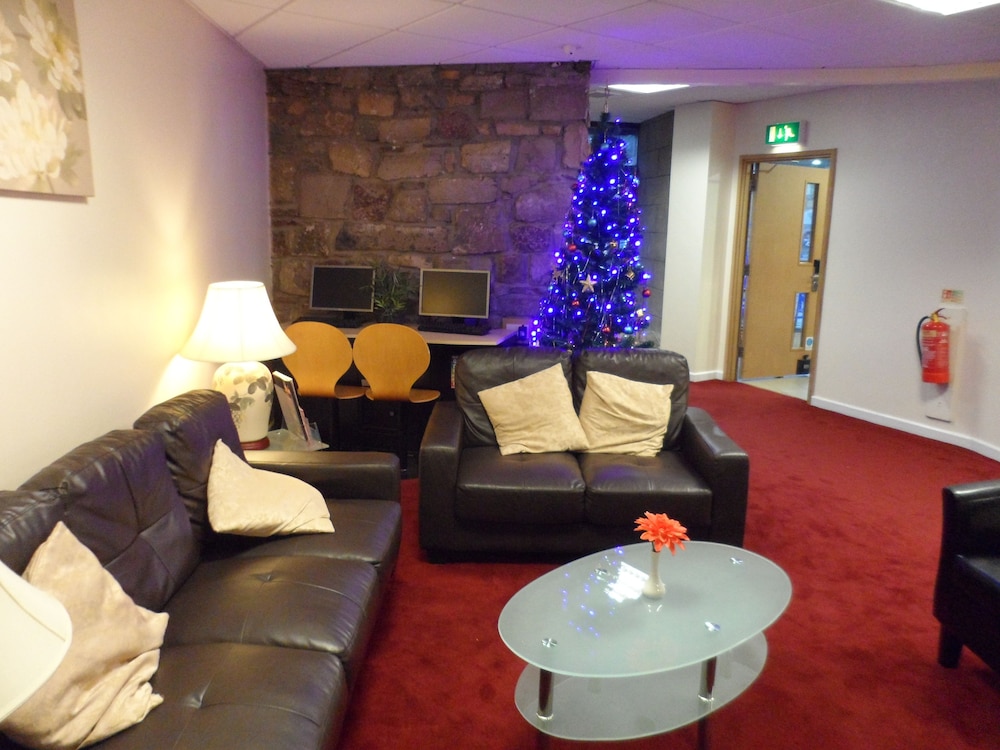 Britannia Edinburgh Hotel 44/57
