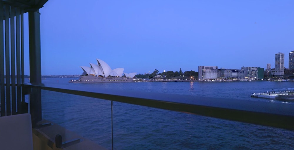 PARK HYATT SYDNEY 54/59