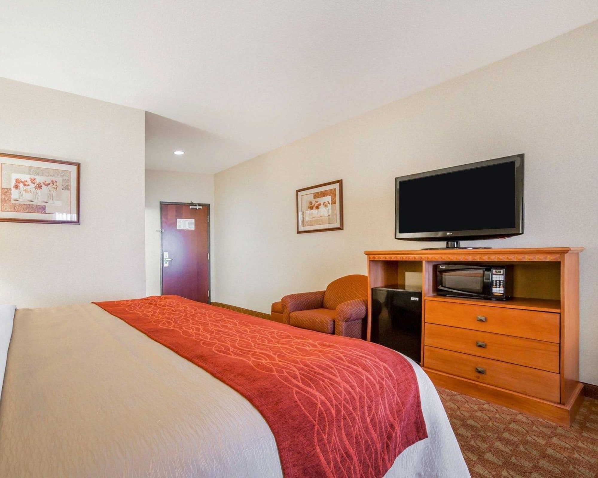 ROOM, KING BED, ACCESSIBLE