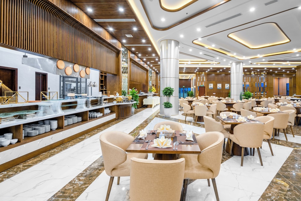 Alansea Danang Hotel 82/100