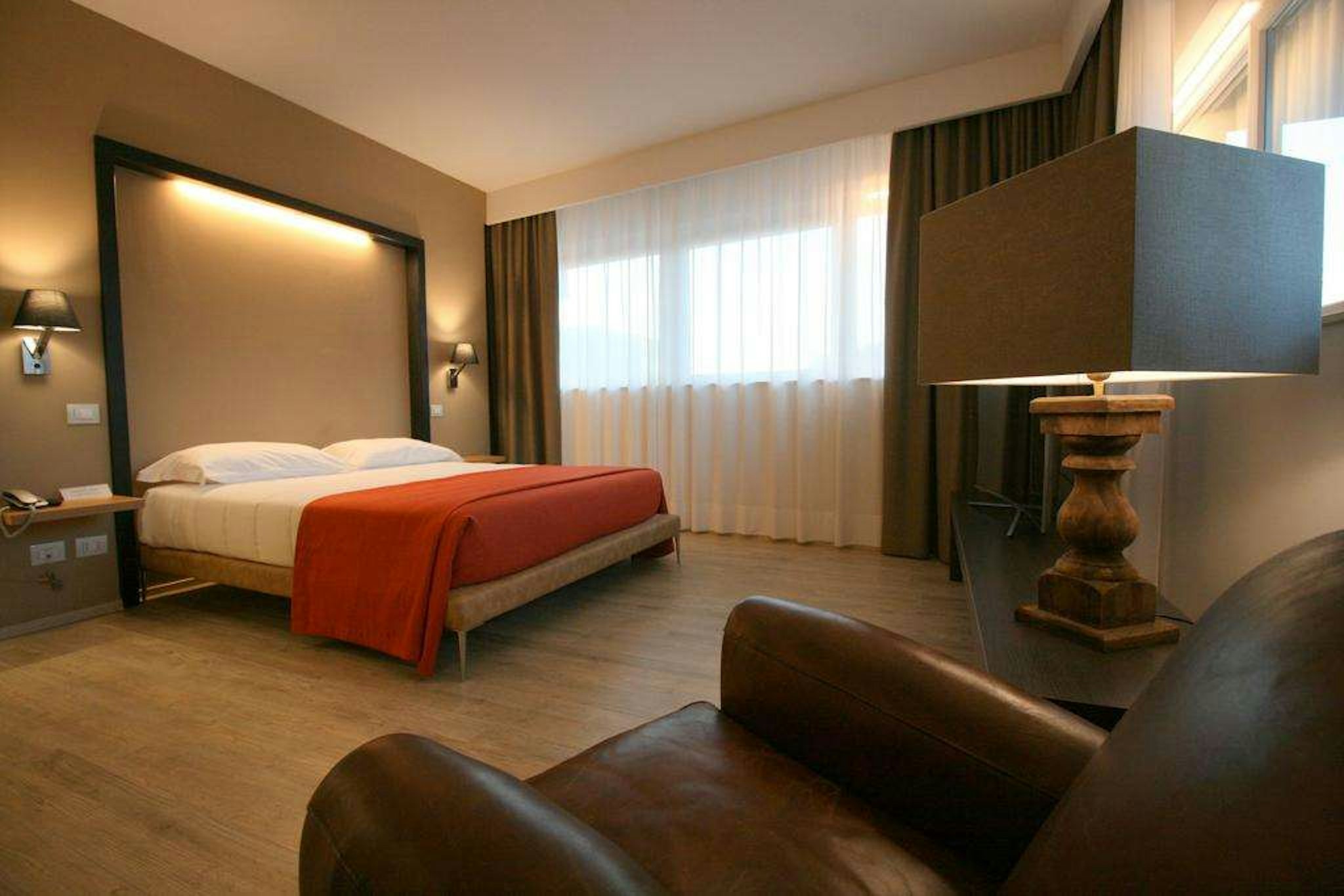 Hotel Dimorae 34/79