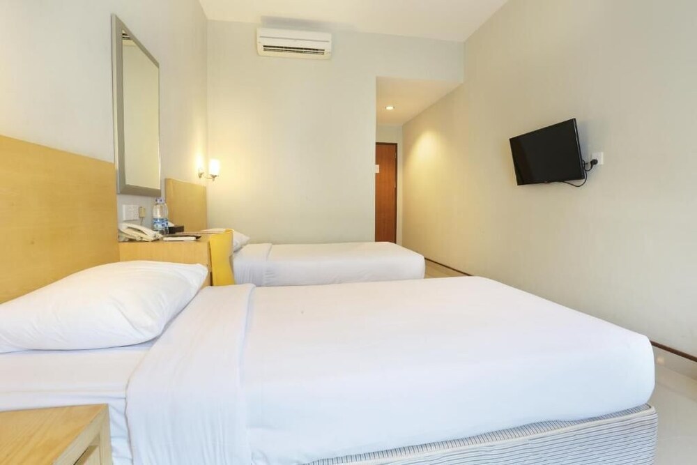 Triniti Hotel Batam 9/33