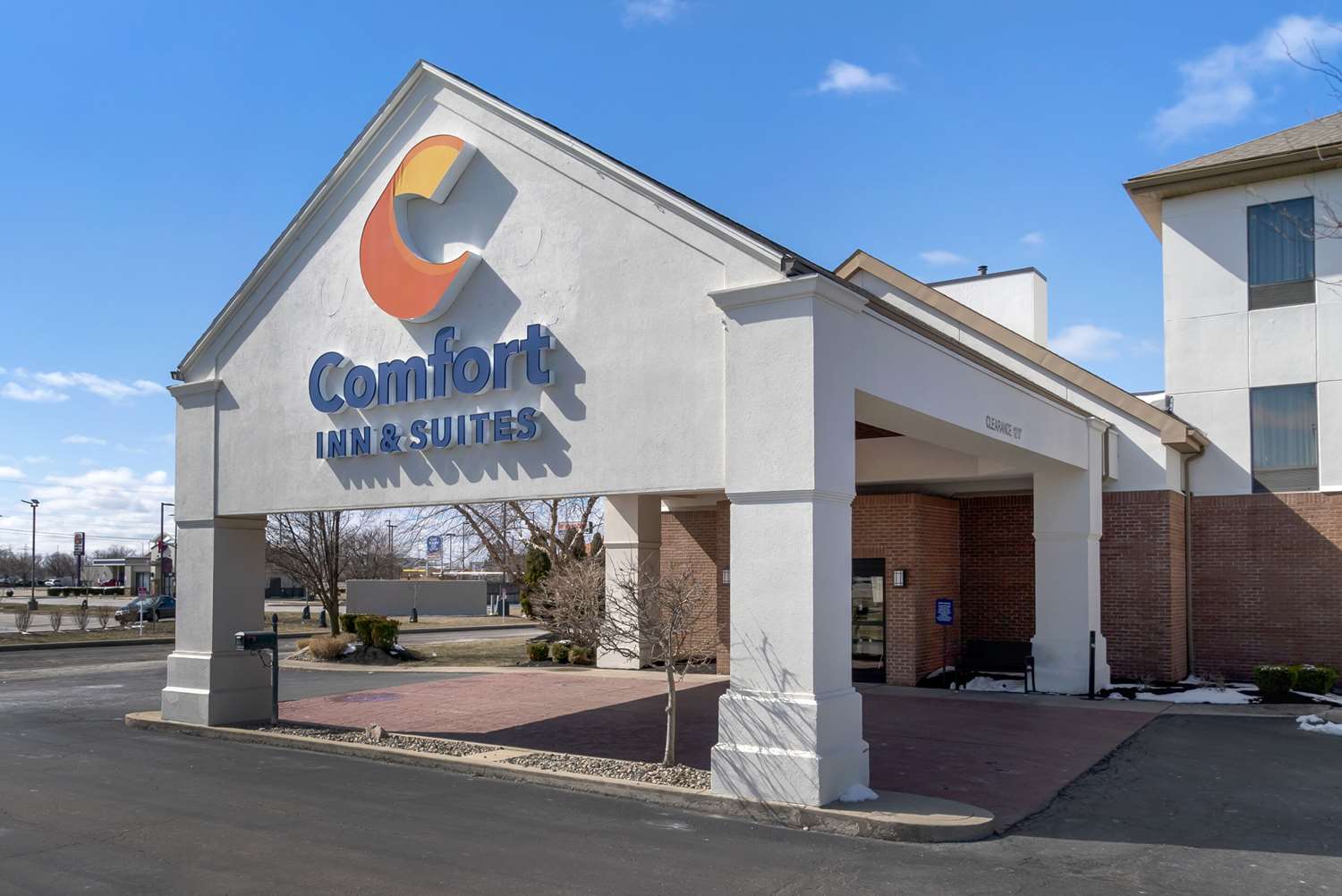 Comfort Inn & Suites Toledo North 29/30