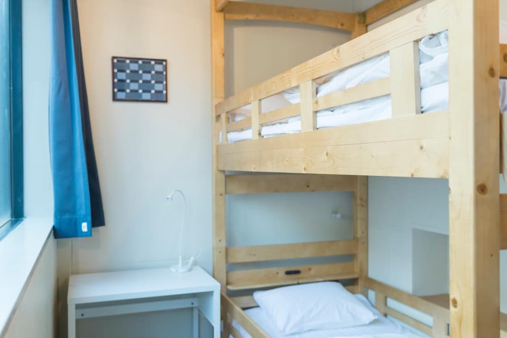 Obi Hostel 51/52