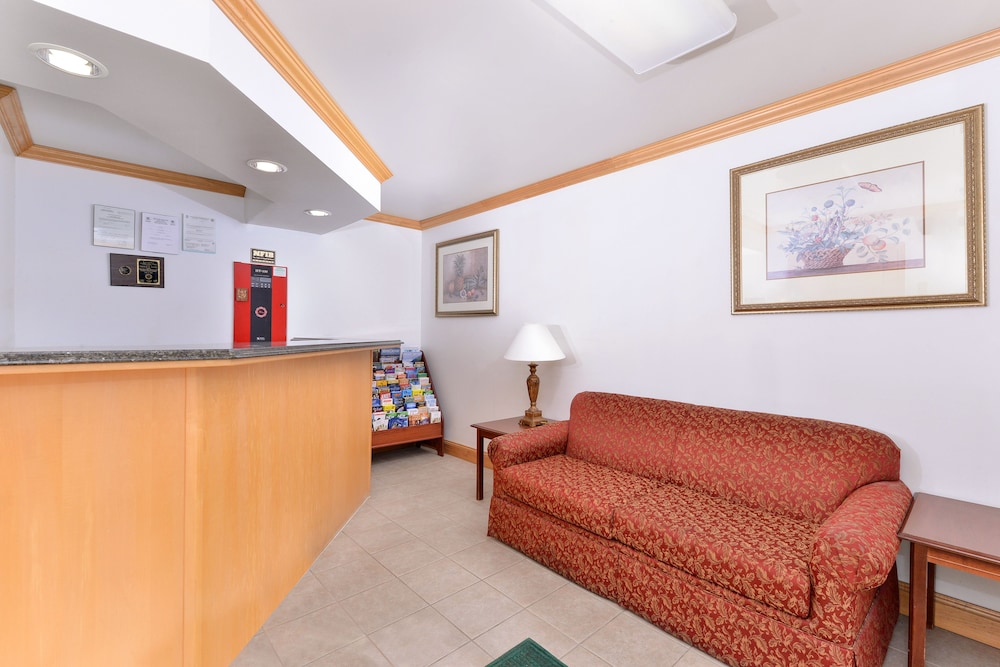 Tower Inn And Suites 4/30