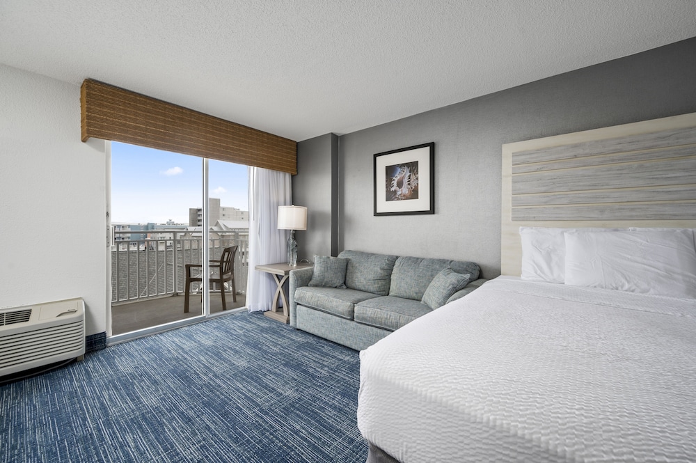 ROOM, SINGLE, PARTIAL OCEAN VIEW, BALCONY
