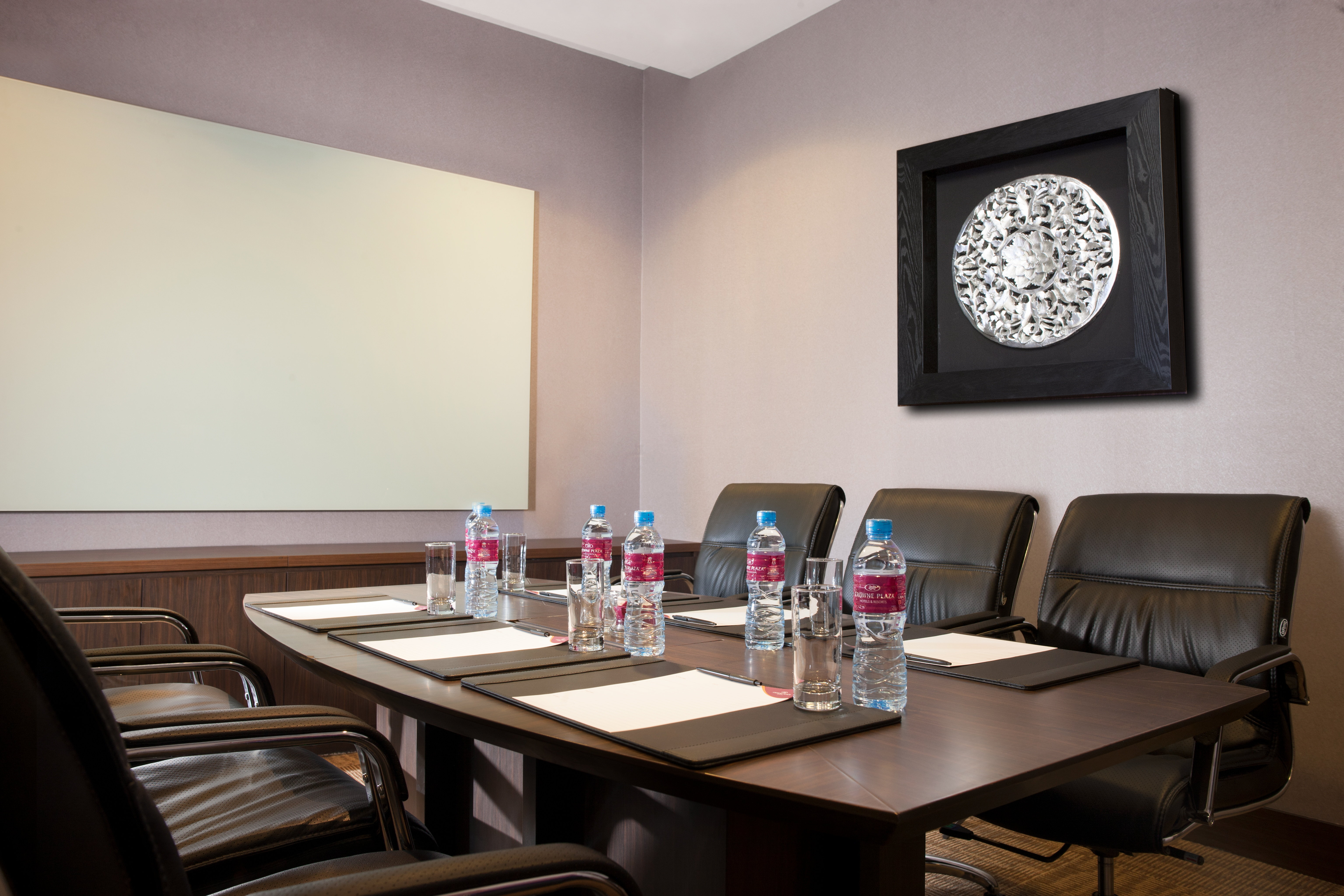 Crowne Plaza Bandung 60/75