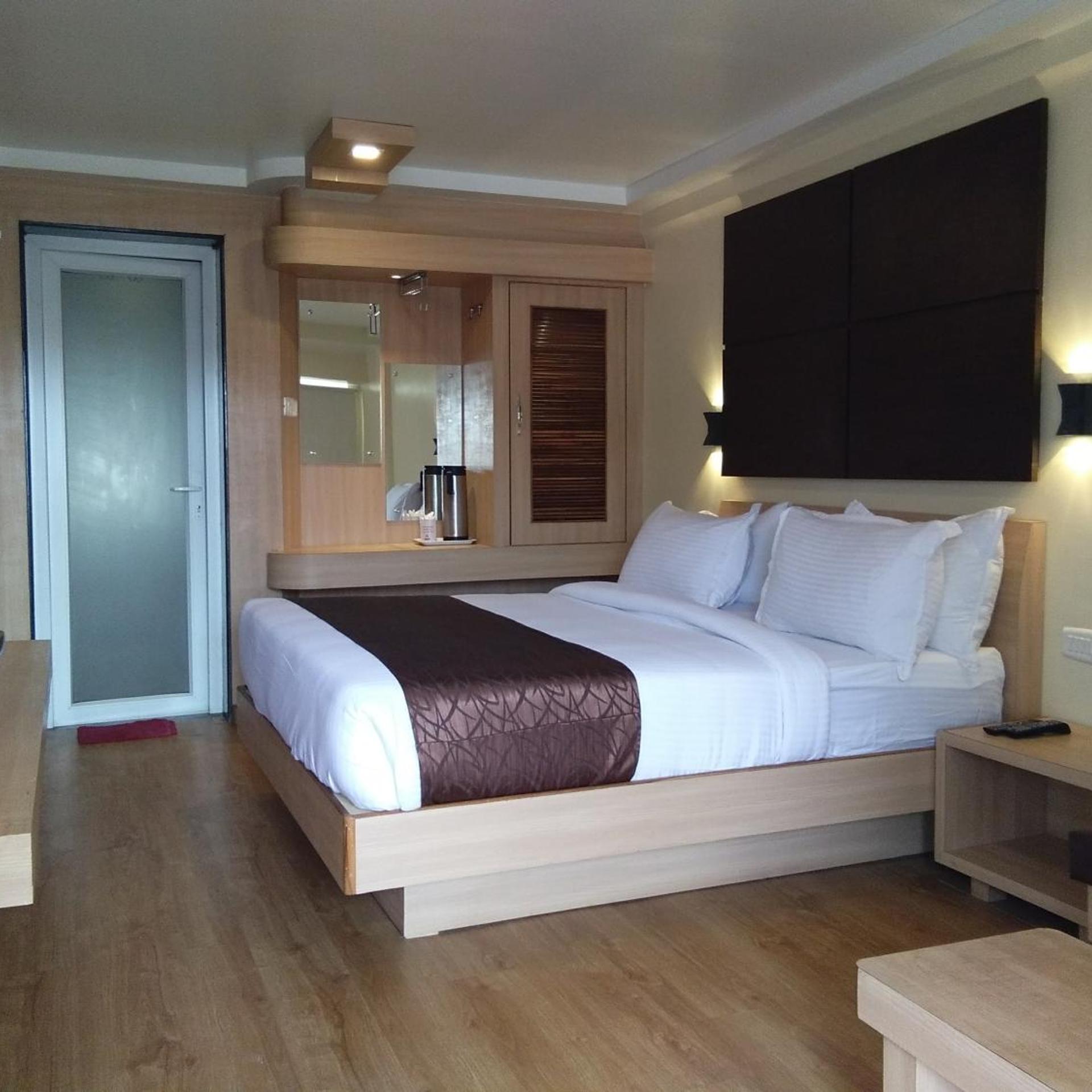 HOTEL DARSHAN 14/55