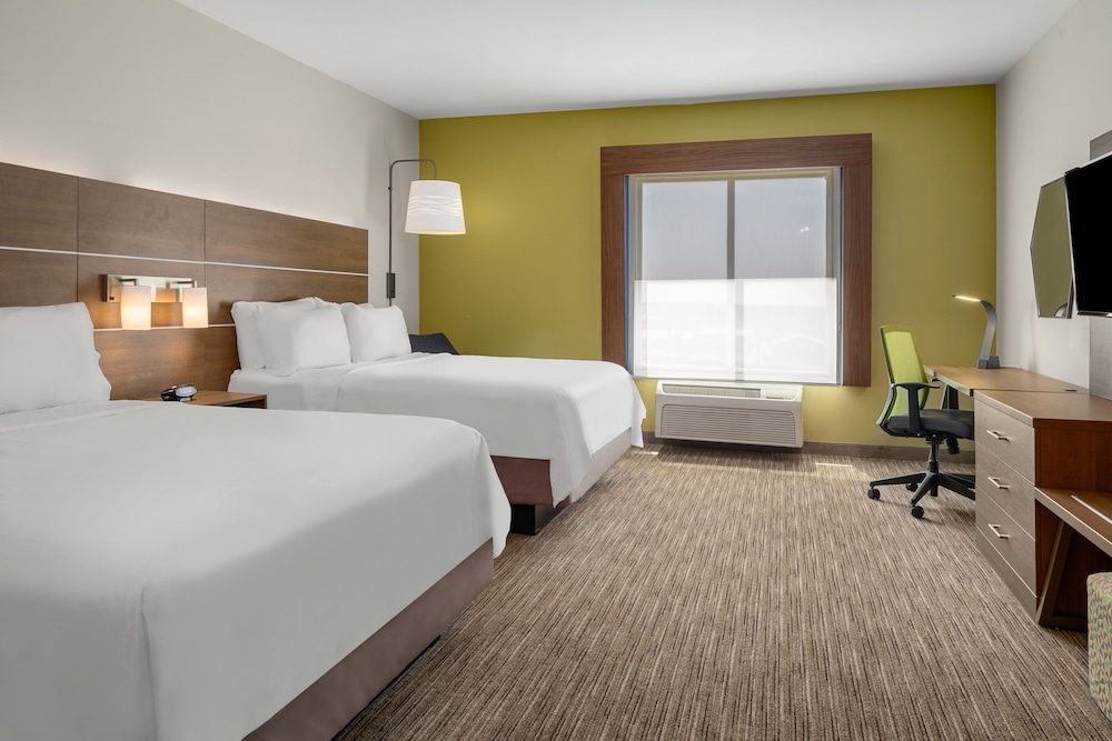 Holiday Inn Express Suites Graham 15/50