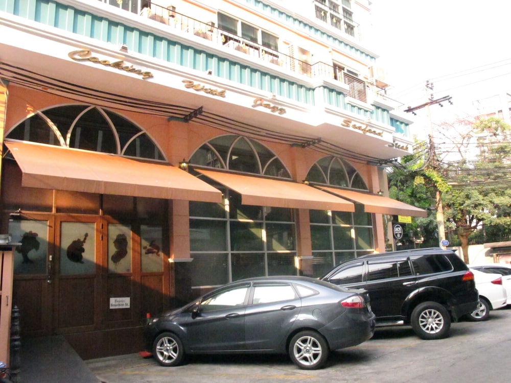 BOURBON ST BOUTIQUE HOTEL 32/35