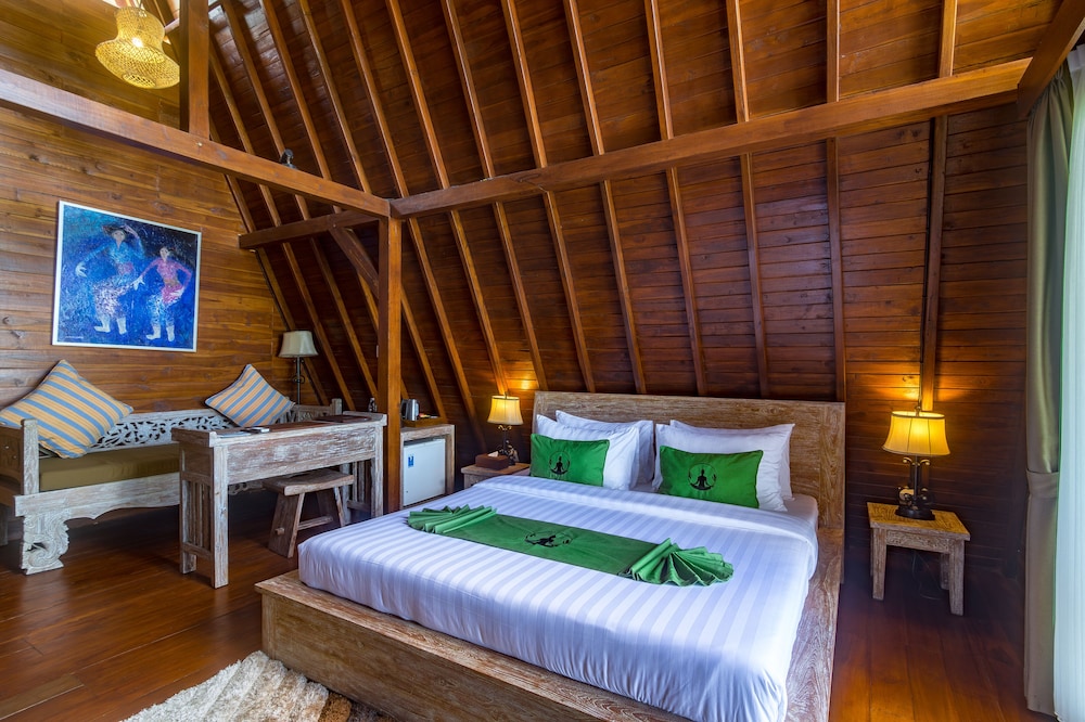 ROOM, DOUBLE BED