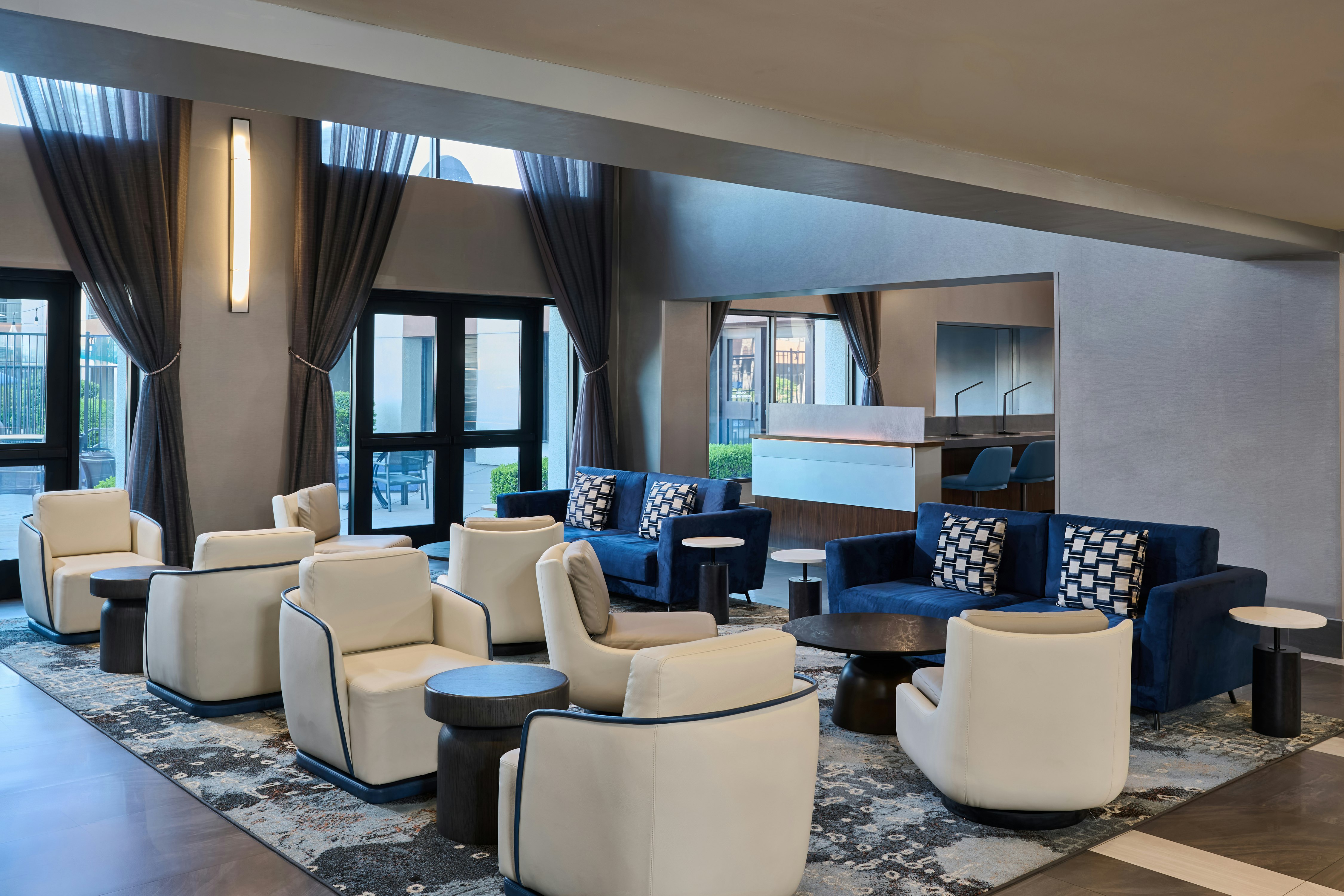 Doubletree By Hilton Newark Fremont 42/76