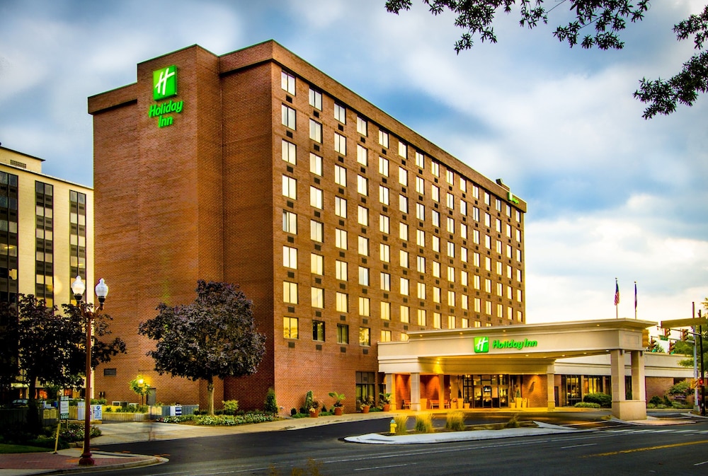Holiday Inn Arlington at Ballston, an IHG Hotel in ARLINGTON - VA