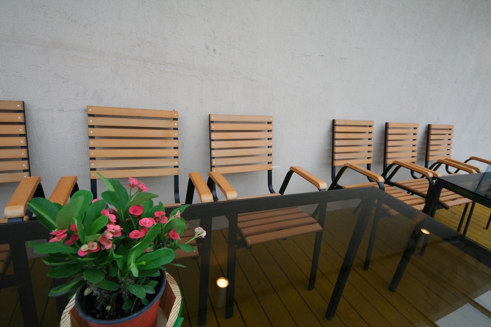 Star Guest House 35/45