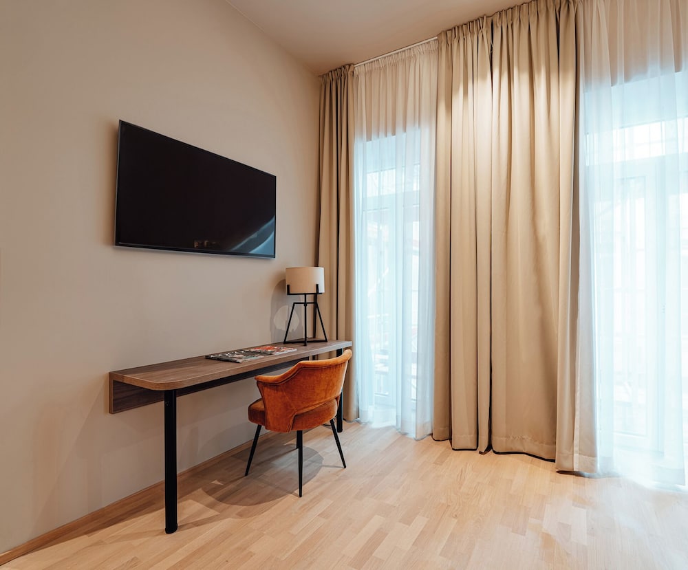 House of Ble 44/50