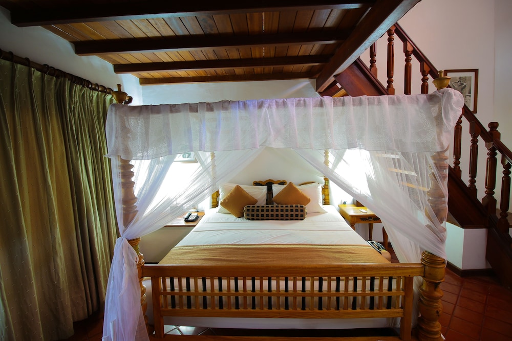 Dickwella Resort and Spa 14/50