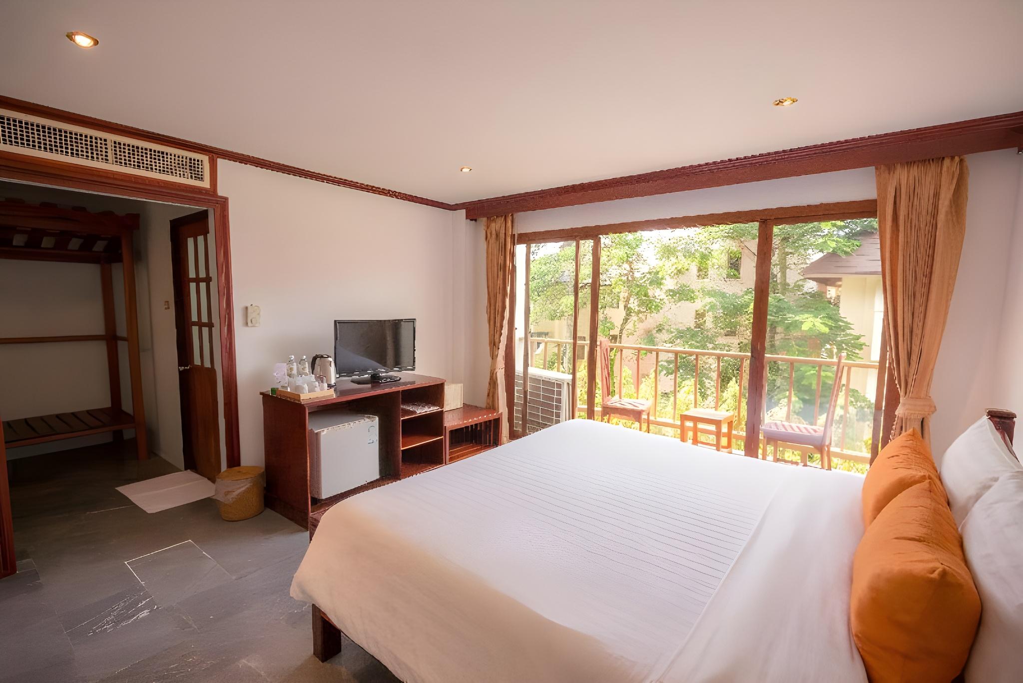 Thai, Single, Double Bed