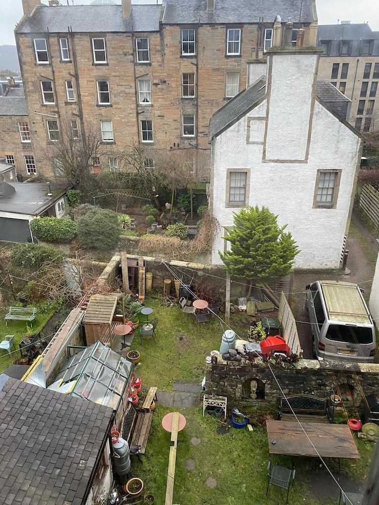 Argyle Backpackers 43/50