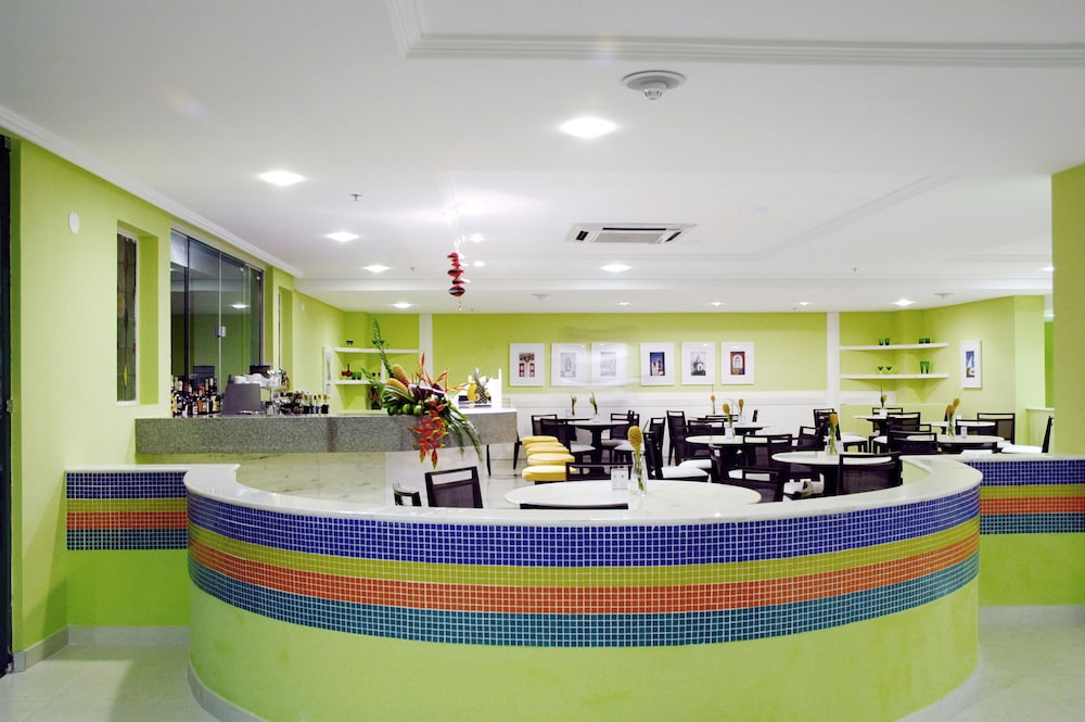 Bahia Plaza Hotel 48/66