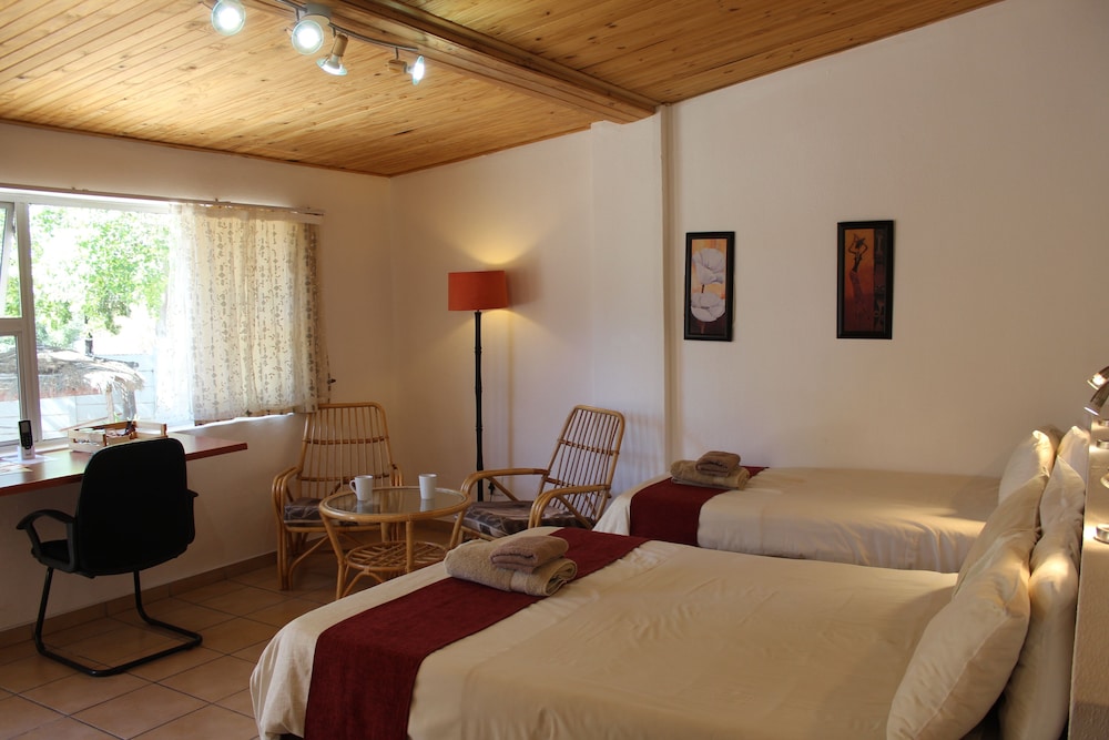Hotel Uhland 52/75