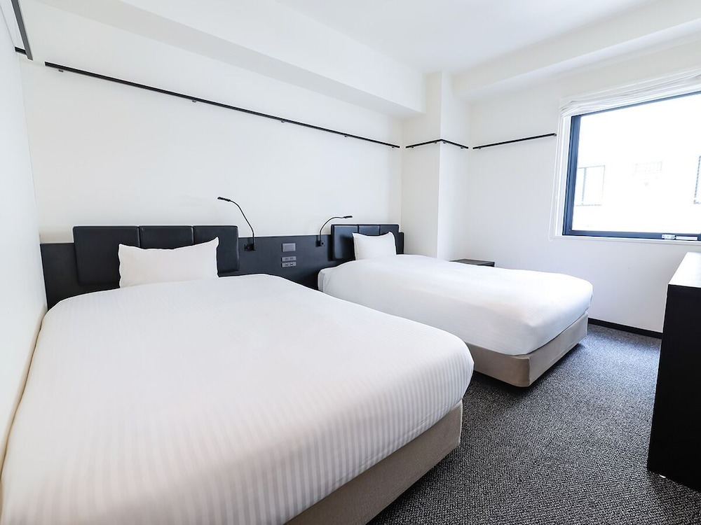 Deluxe, Twin Beds