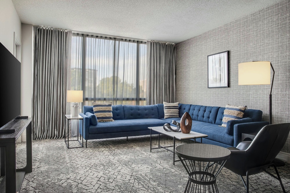 Sheraton Charlotte Hotel 30/50