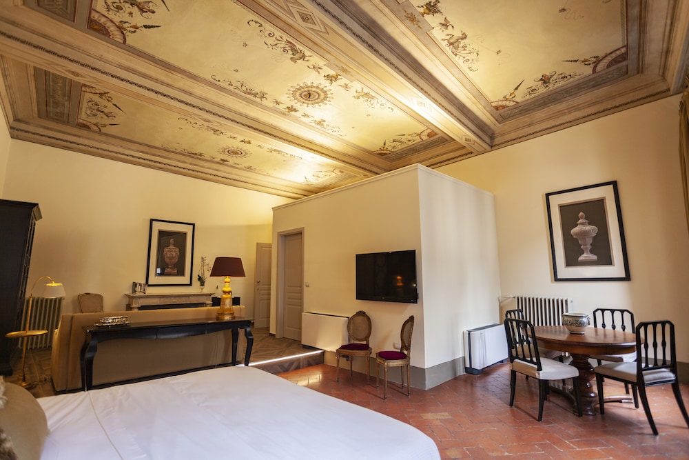 Palazzo Martellini Residenza D'epoca 18/52
