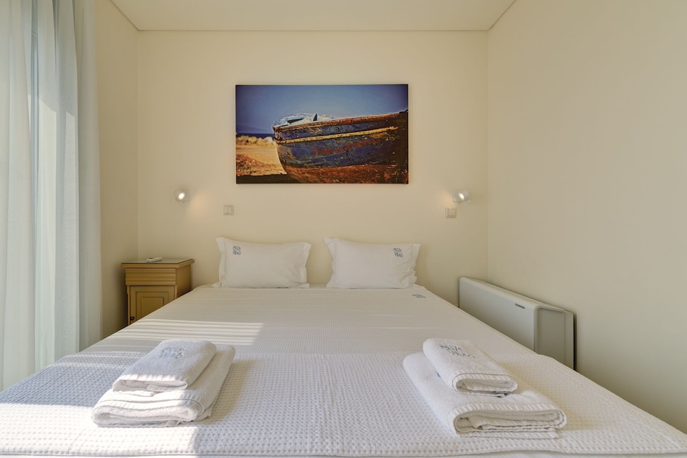 Ouzo Villas 16/50