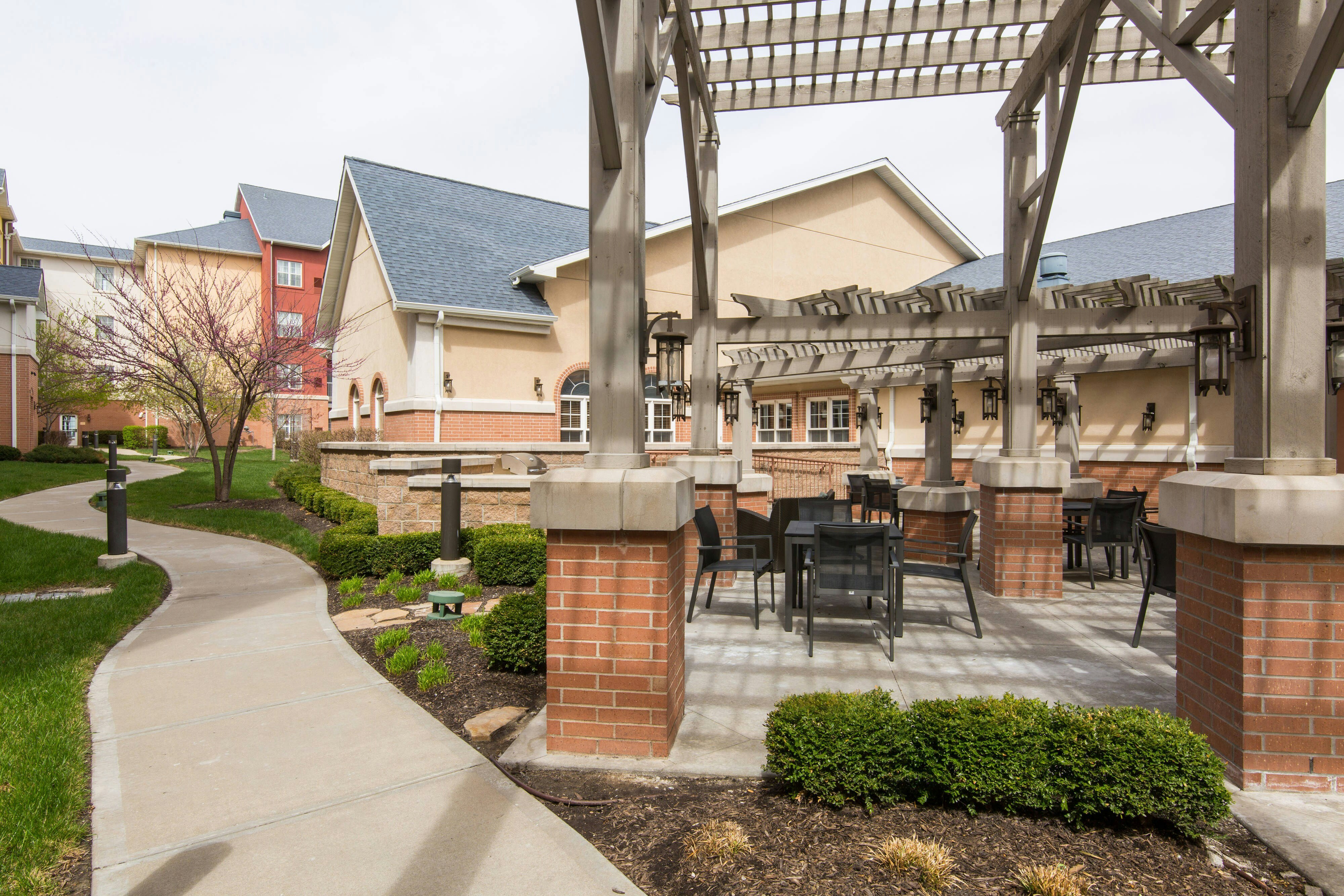 Residence Inn by Marriott Kansas City Airport 40/40