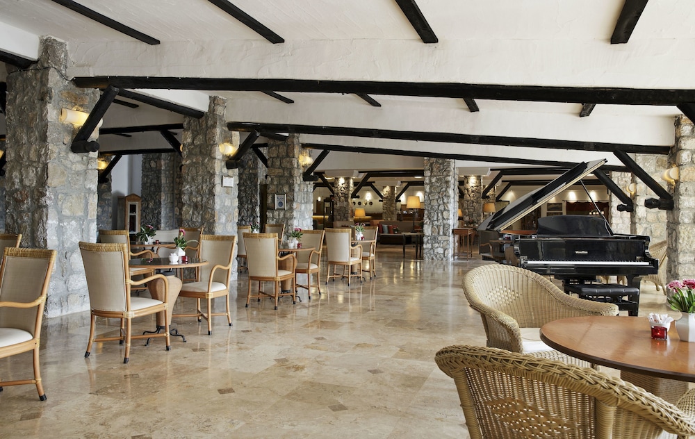 Marti Resort Hotel 35/72