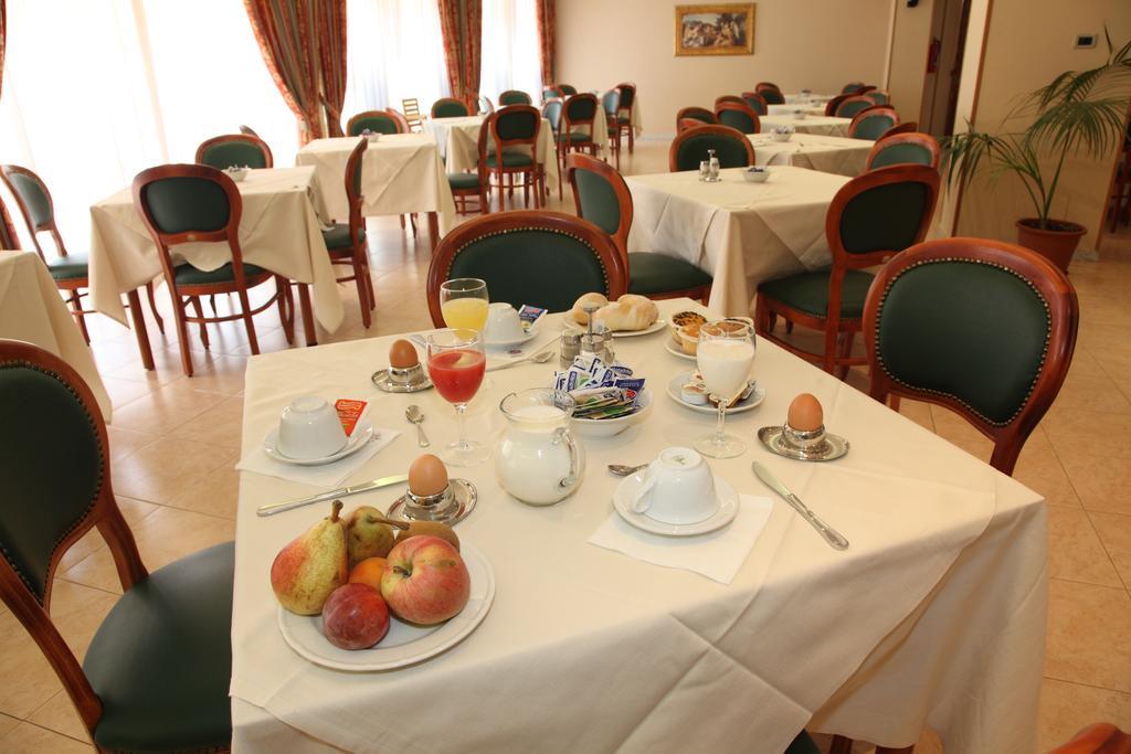 Hotel Oasi Dei Discepoli 35/61