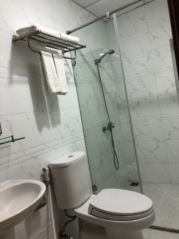 Chu Long Hotel 43/49